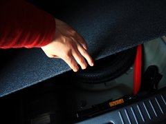 2013款 1.6L 手动 豪华版