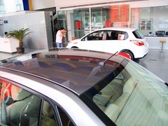 2013款 1.6L 手动 豪华版