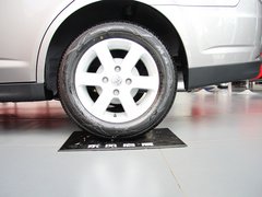2013款 1.6L 手动 豪华版