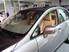 2013款 1.6L 手动 豪华版