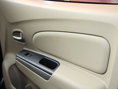 2013款 1.6L 手动 豪华版