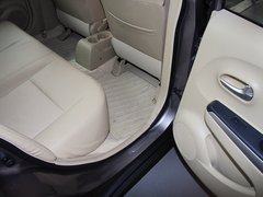 2013款 1.6L 手动 豪华版