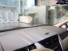 2013款 1.6L 手动 豪华版