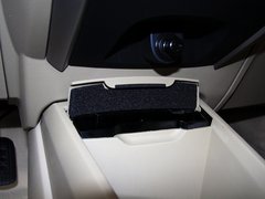 2013款 1.6L 手动 豪华版