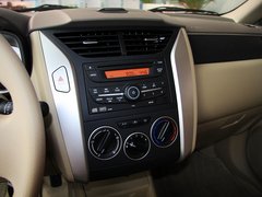 2013款 1.6L 手动 豪华版