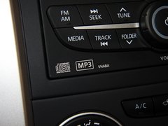 2013款 1.6L 手动 豪华版