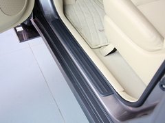 2013款 1.6L 手动 豪华版