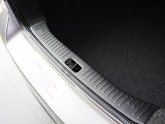 2013款 1.6L 手动 豪华版