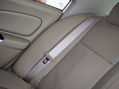 2013款 1.6L 自动 豪华版