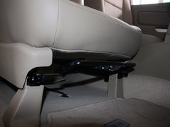 2013款 1.6L 自动 豪华版