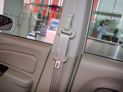 2013款 1.6L 自动 豪华版