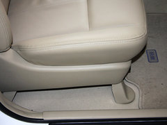 2013款 1.6L 自动 豪华版