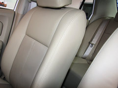 2013款 1.6L 自动 豪华版