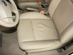 2013款 1.6L 自动 豪华版