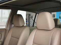 2013款 1.6L 自动 豪华版