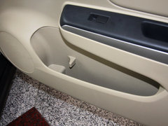 2013款 1.6L 自动 豪华版