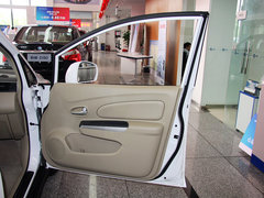 2013款 1.6L 自动 豪华版
