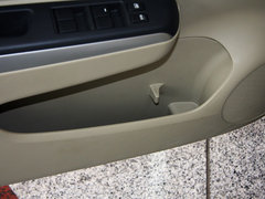 2013款 1.6L 自动 豪华版