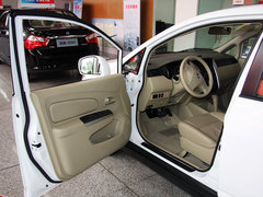 2013款 1.6L 自动 豪华版