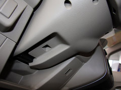 2013款 1.6L 自动 豪华版
