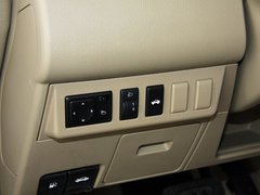 2013款 1.6L 自动 豪华版