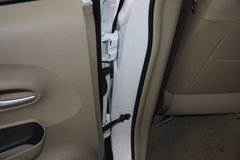 2013款 1.6L 自动 豪华版