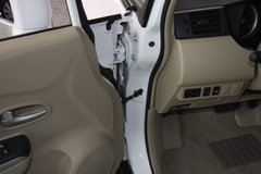2013款 1.6L 自动 豪华版