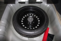 2013款 1.6L 自动 豪华版