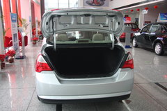 2013款 1.6L 自动 豪华版