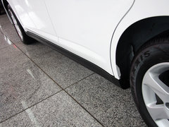 2013款 1.6L 自动 豪华版