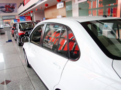2013款 1.6L 自动 豪华版