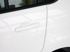 2013款 1.6L 自动 豪华版