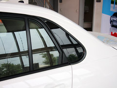2013款 1.6L 自动 豪华版