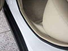2013款 1.6L 自动 豪华版