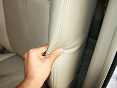 2013款 1.6L 自动 豪华版