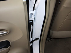 2013款 1.6L 自动 豪华版