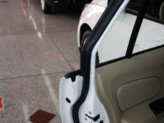 2013款 1.6L 自动 豪华版