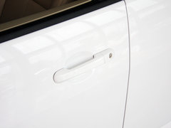 2013款 1.6L 自动 豪华版