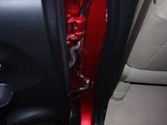 2013款 1.6L 手动 豪华版