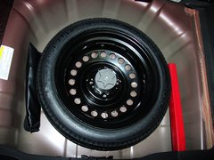 2013款 1.6L 手动 豪华版