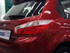 2013款 1.6L 手动 豪华版