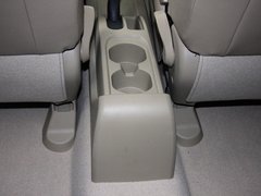 2013款 1.6L 手动 豪华版