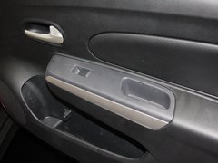 2013款 1.6L 手动 豪华版