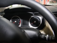 2013款 1.6L 手动 豪华版