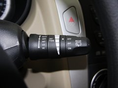 2013款 1.6L 手动 豪华版