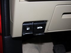 2013款 1.6L 手动 豪华版