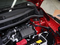 2013款 1.6L 手动 豪华版