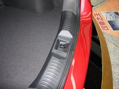 2013款 1.6L 手动 豪华版