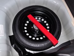 2013款 1.6L 手动 豪华版