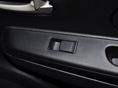 2013款 1.6L 手动 豪华版